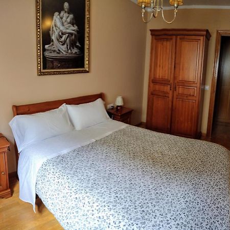 Atur Apartment Cangas de Onis Exterior photo